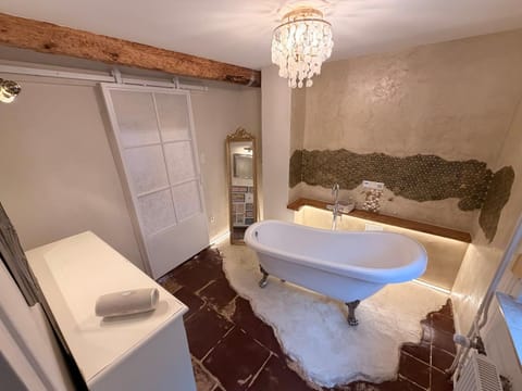 Bathroom, Bath