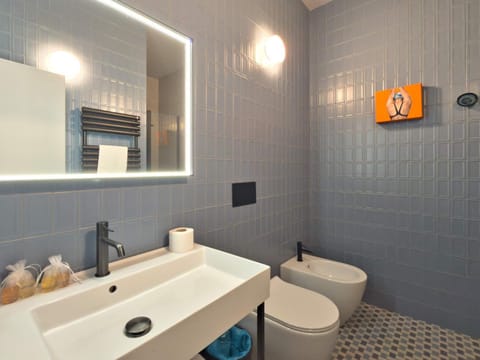 Homeby, Cinisca Suite Blue Inn in Bologna