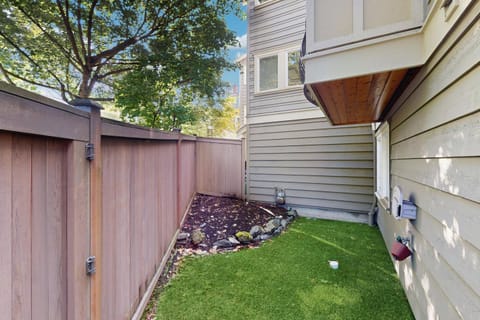 Comfort & Charm in the Heart of Seattle House in South Lake Union