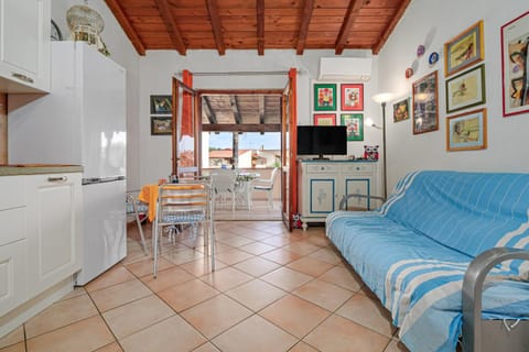 Trilo Marina House in San Teodoro