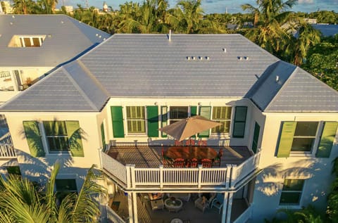 Azure Vista Penthouse House in Key West
