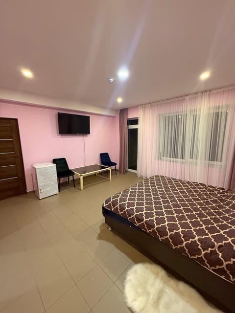 TV and multimedia, Photo of the whole room