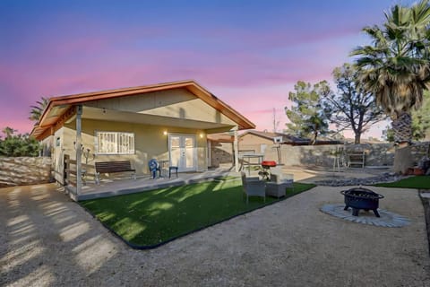 Property building, Patio, Garden, Garden view