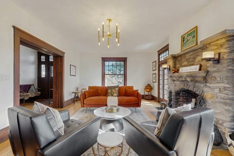 Love Lane Tudor House in Waynesville