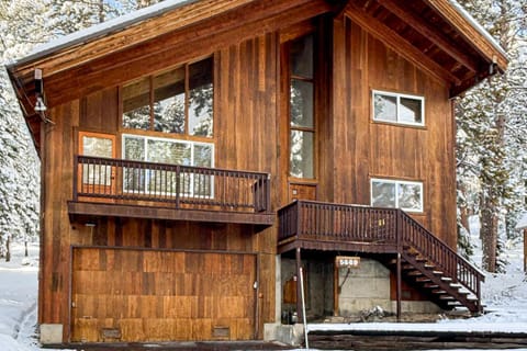 Tahoe Alpine and Lake Escape House in Tahoe Vista