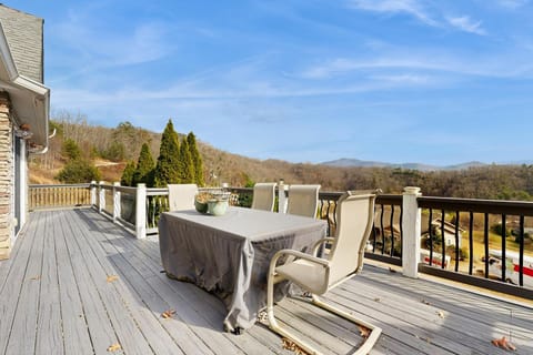 Beautiful Buck Mountain Home House in Tennessee