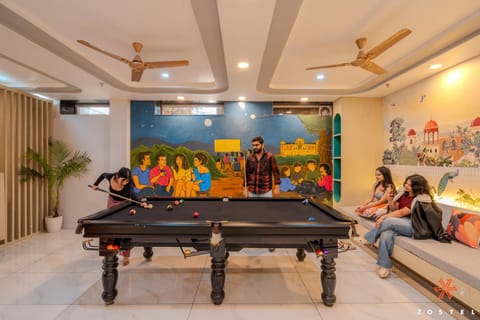 Billiard, Lounge or bar