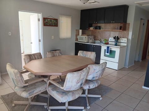 GpL 3115 A Family Get Away Apartment in Fort Myers