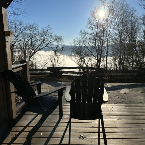 Watia View, Smoky Mountain Views, Hot Tub, Modern Design House in Bryson City