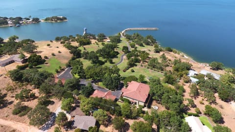 Nearby landmark, Activities