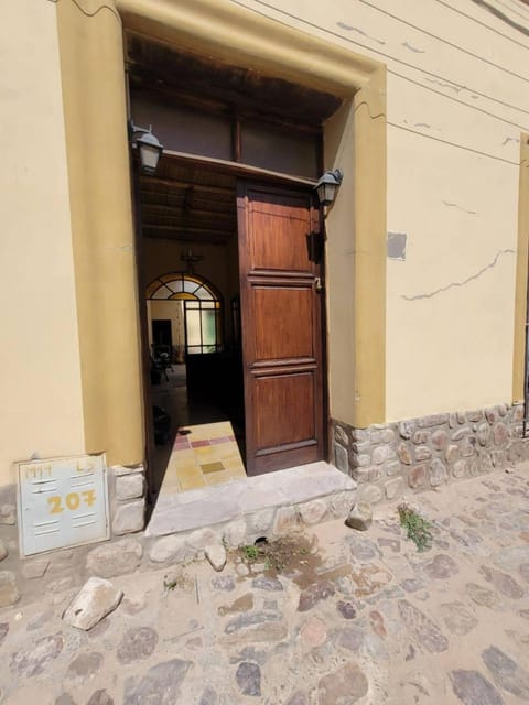 Facade/entrance, Day