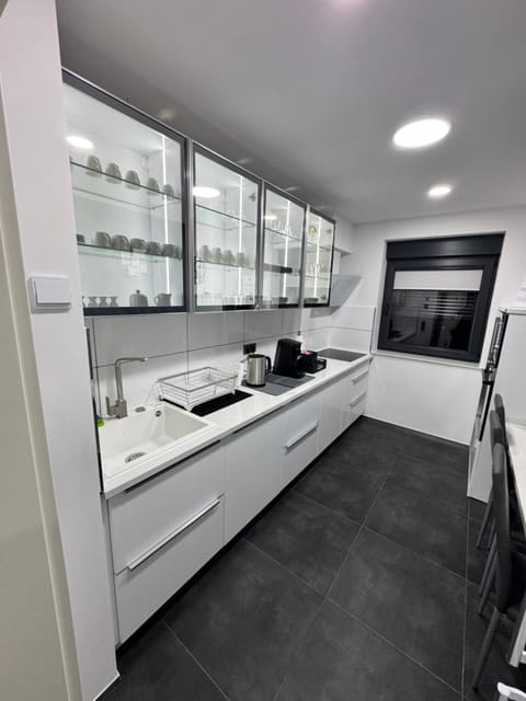 Kitchen or kitchenette, Kitchen or kitchenette, stove