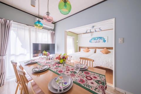 TV and multimedia, Dining area, air conditioner, air conditioner