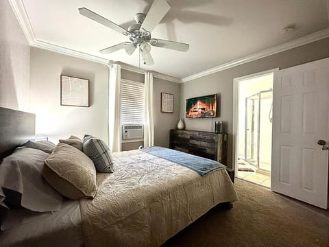 Stylish Modern Apt Near Northside Hospital Apartment in Cumming