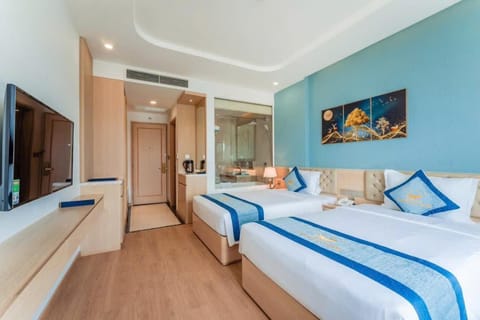 Bed, TV and multimedia, Photo of the whole room, Evening entertainment, Bedroom, air conditioner