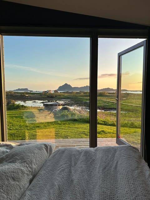 Bed, Natural landscape, Bedroom, Mountain view