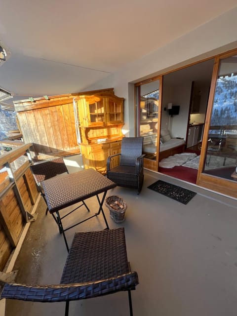 2 pièces pour 5 personnes, tout pédestre, pistes a 3mn, vue exceptionnelle Apartment in Isola