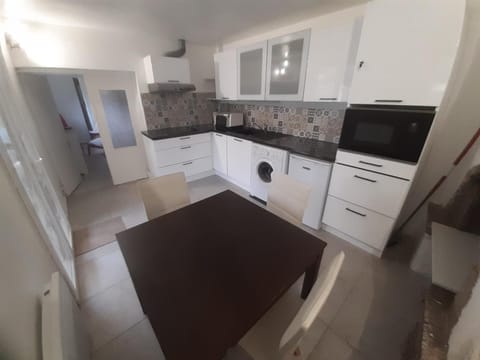 Maison 2 pièces avec jardin Nantes Beaujoire House in Carquefou