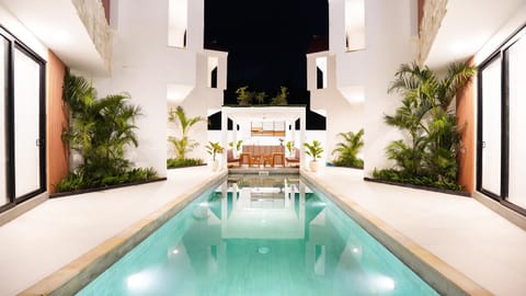 Property building, Swimming pool