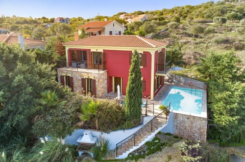 Property building, Bird's eye view, Swimming pool