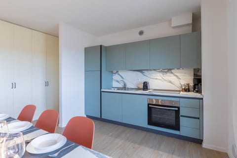 Viareggio-Elegant Flat Free-Parking Sea 900 mt Apartment in Viareggio