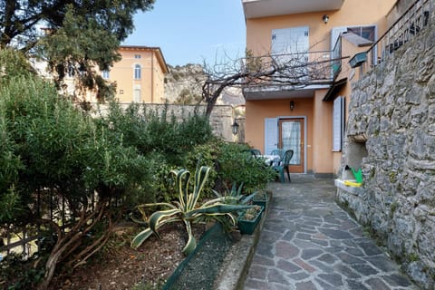 Villa G By Immobilux Apartment in Nago–Torbole