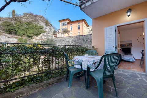 Torbole Lake View Retreat Apartment in Nago–Torbole