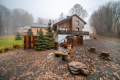 Property building, Natural landscape, Garden