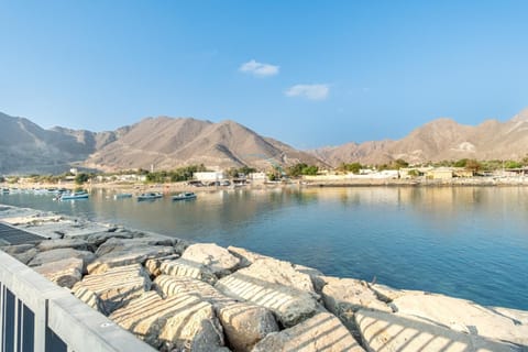 Nearby landmark, Natural landscape, Lake view, Mountain view, Sea view
