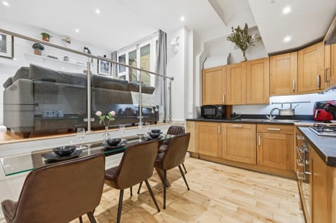 Kitchen or kitchenette, Dining area, dishwasher, oven, stove, toaster