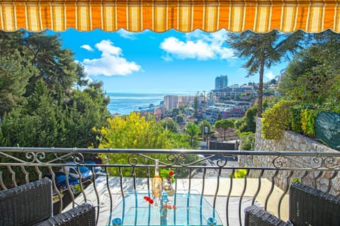 Family house Monaco with sea view Apartment in Roquebrune-Cap-Martin