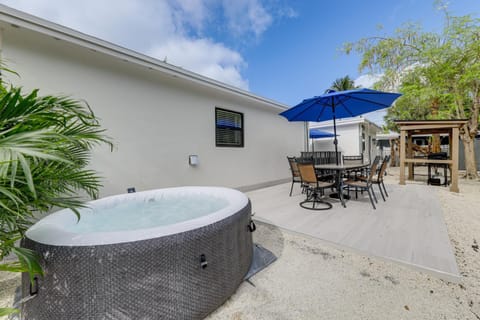Flexible Family Living! Modern Pompano Beach Home House in Lighthouse Point