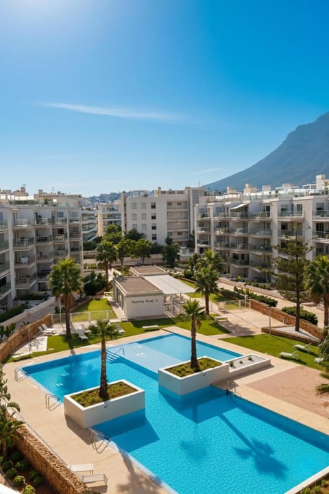 Bird's eye view, Mountain view, Pool view, Swimming pool, Location