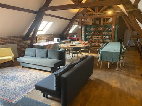 Communal lounge/ TV room