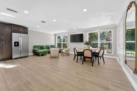 Royal Palm Villa House in North Palm Beach