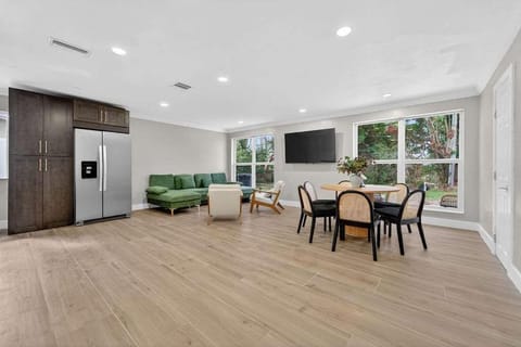 Royal Palm Villa House in North Palm Beach