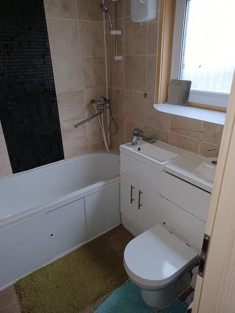 Room in Northampton Apartment in Northampton