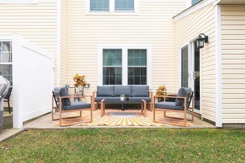 Patio, Seating area, Garden view