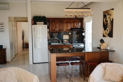 The Lake Prestige Suite Apartment in North Macedonia