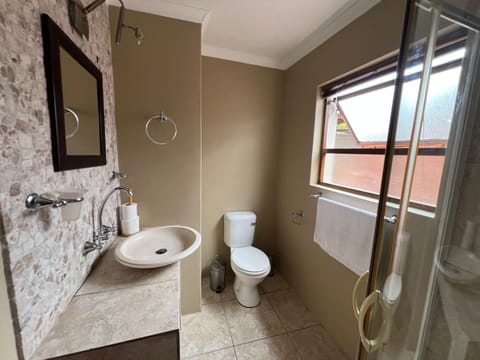 Kabana Guest House Morgenzicht Bed and Breakfast in Cape Town