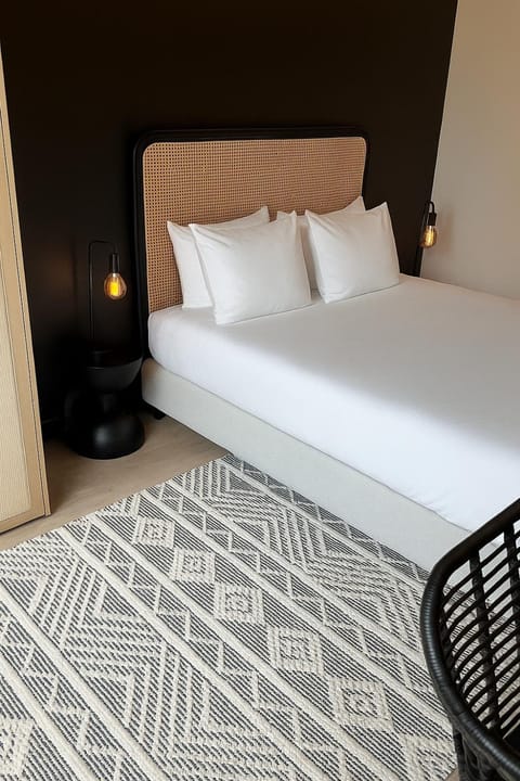 Bed, Bedroom, wardrobe