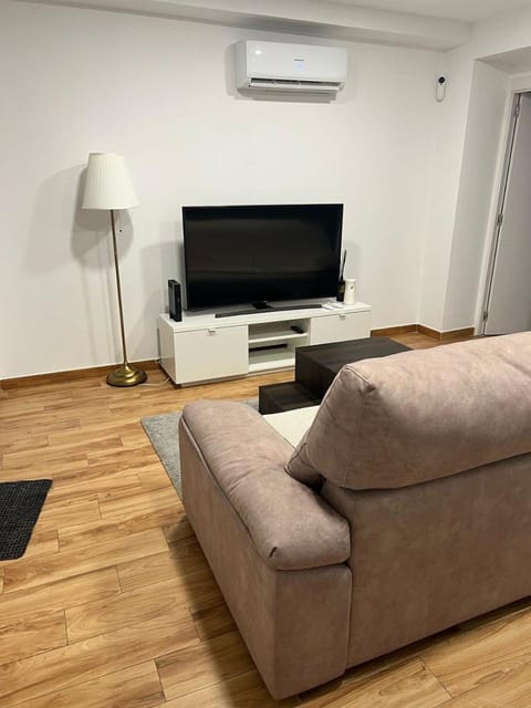 San Luis 26 deposito 300 Apartment in Madrid