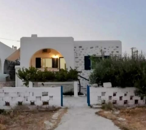 Shower, Toilet, Property building, Nearby landmark, Bed, Food close-up, Day, Bathroom, View (from property/room), View (from property/room), Balcony/Terrace, Balcony/Terrace, Kitchen or kitchenette, Decorative detail, Dining area, Bedroom, City view, City view, Garden view, Garden view, Landmark view, Mountain view, Mountain view, Sea view, Sea view, Street view, Street view, Supermarket/grocery shop, Dinner, Dinner, Alcoholic drinks, Alcoholic drinks, Non alcoholic drinks, Non alcoholic drinks, Seasons, Location, group of guests, group of guests, group of guests, Family, Family, Family, Quiet street view, Inner courtyard view, Bath, Parking, flat iron, heating, heating, locker, locker, wardrobe, laundry, laundry, washing machine, washing machine, washing machine, kitchen, kitchen