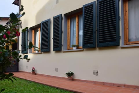 Property building, Garden