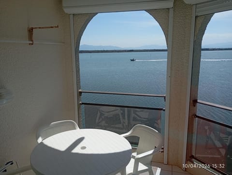Balcony/Terrace, Breakfast
