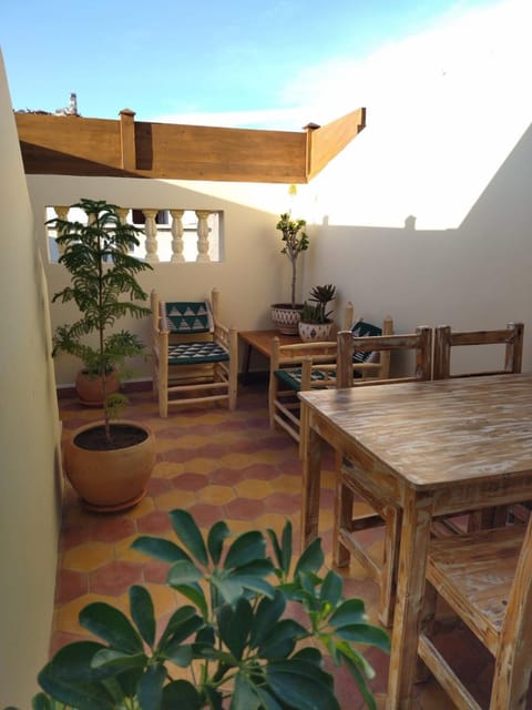 Patio, Dining area