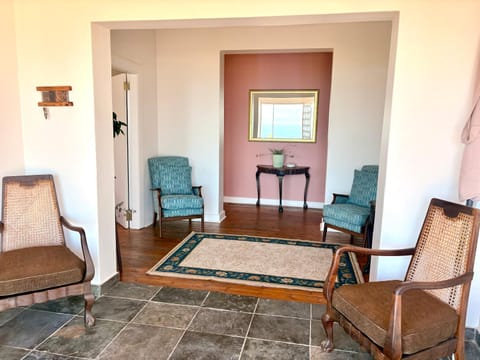 Sunrise & Sunset Haven Apartment in Western Cape