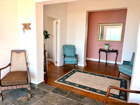 Sunrise & Sunset Haven Apartment in Western Cape