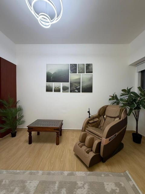 Massage, Bedroom