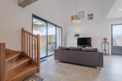 Gîte Faveloun House in Saint-Martin-d'Ardèche